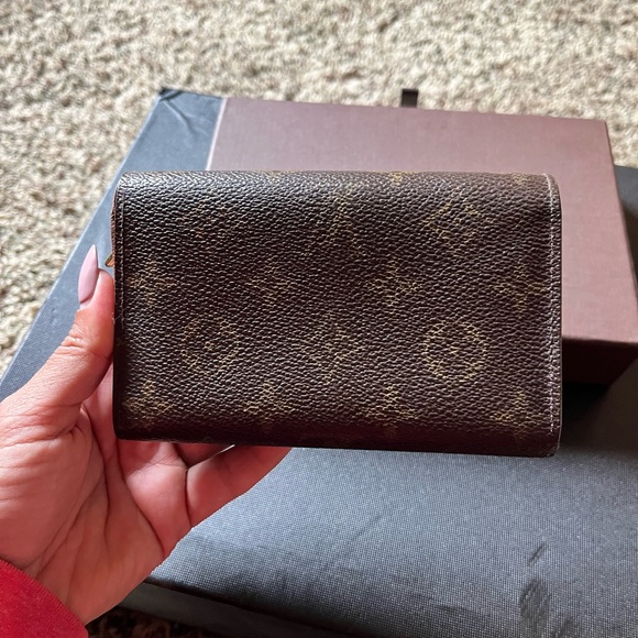 Louis Vuitton Monogram Tresor Wallet Authentic - Picture 5 of 6